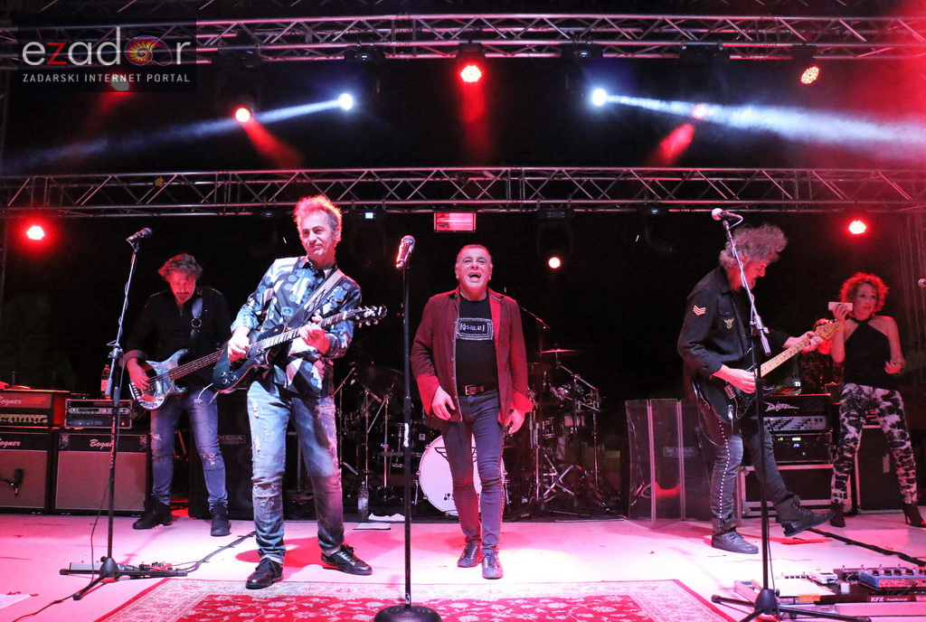 Parni valjak Viranima priredio vrhunsku dvosatnu glazbenu poslasticu Parni valjak Viranima priredio vrhunsku dvosatnu glazbenu poslasticu