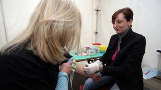 Na jezeru Jarun okupili su se motociklisti iz cijele Hrvatske u sklopu 3. karavane za zivot pod nazivom Bikeri na cesti. Velik broj motociklista zbog loseg vremena nije dosao, no pridruzio im se gradonacelnik Milan Bandic. Photo: Dalibor Urukalovic/PIXSEL