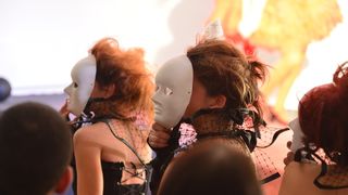 Dragon teatar premijerom predstave “Kraljevo” proslavio svoj peti rođendan Dragon teatar premijerom predstave “Kraljevo” proslavio svoj peti rođendan