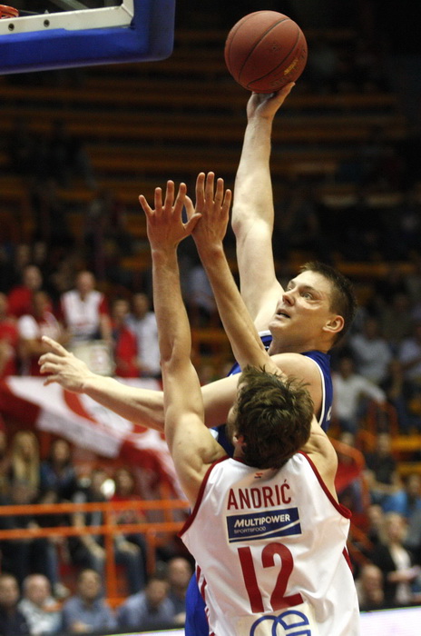 Zagreb, 220513
Dvorana II Doma sportova.
Kosarkaska utakmica pulufinale doigravanja za prvaka Hrvatske (2 utakmica) Cedevita – Zadar.
Na slici: Franko Krastopil 14, Luksa Andric 12.
Foto: Nenad Dugi / CROPIX Zagreb, 220513
Dvorana II Doma sportova.
Kosarkaska utakmica pulufinale doigravanja za prvaka Hrvatske (2 utakmica) Cedevita – Zadar.
Na slici: Franko Krastopil 14, Luksa Andric 12.
Foto: Nenad Dugi / CROPIX