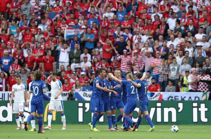 Stadion Geoffroy-Guichard, Saint-Etienne, UEFA EURO 2016., 2. kolo, skupina D, Česka – Hrvatska. Photo: PIXSELL Stadion Geoffroy-Guichard, Saint-Etienne, UEFA EURO 2016., 2. kolo, skupina D, Česka – Hrvatska. Photo: PIXSELL