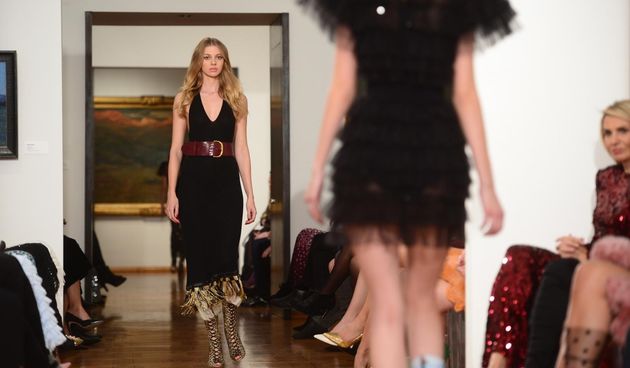 Modna revija “Lei Lou” Aleksandre Dojčinović u Modernoj galeriji