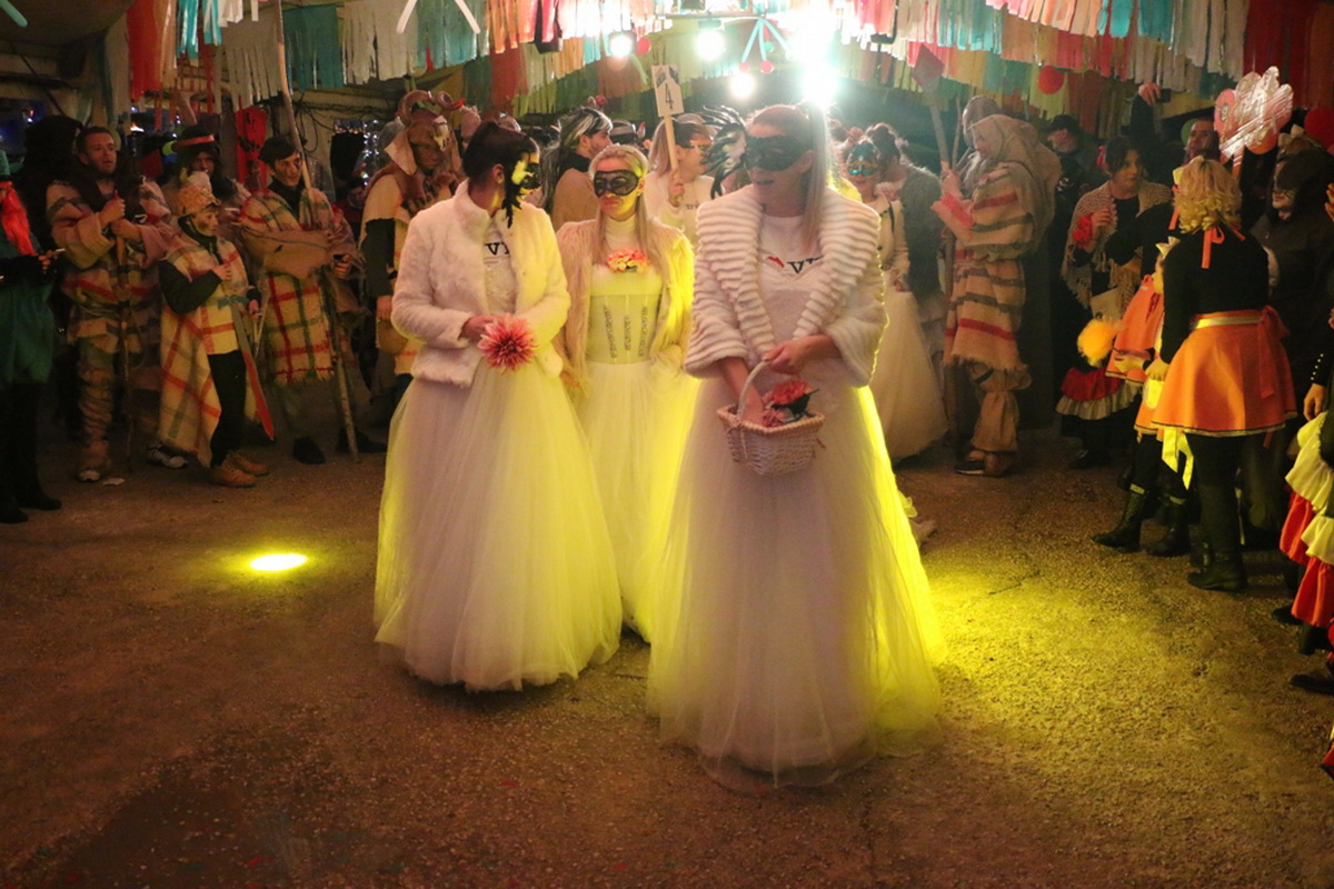 Virske maškare 2018: Defile maškaranih skupina i fešta uz “Koktelse”