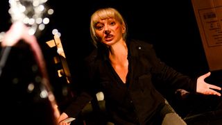 “Ana i Ona” naziv je predstave čijom je premijerom sinoć u zadarskom Kazalištu lutaka započela umjetnička revija pod nazivom “Nosi se Teatro Verrdi”.