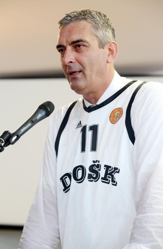 Stojko Vranković dobio nagradu za životno djelo Grada Drniša, Foto: Duško Jaramaz/PIXSELL