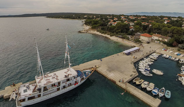 MasterCard Brod knjižara – Silba