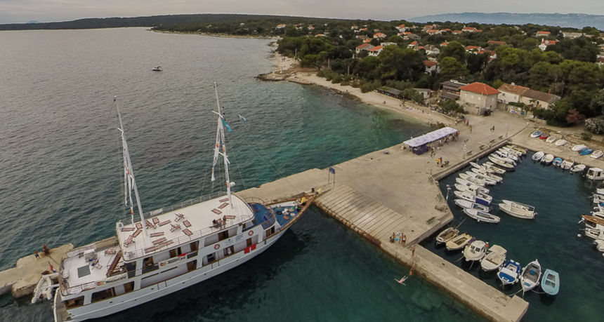 MasterCard Brod knjižara – Silba