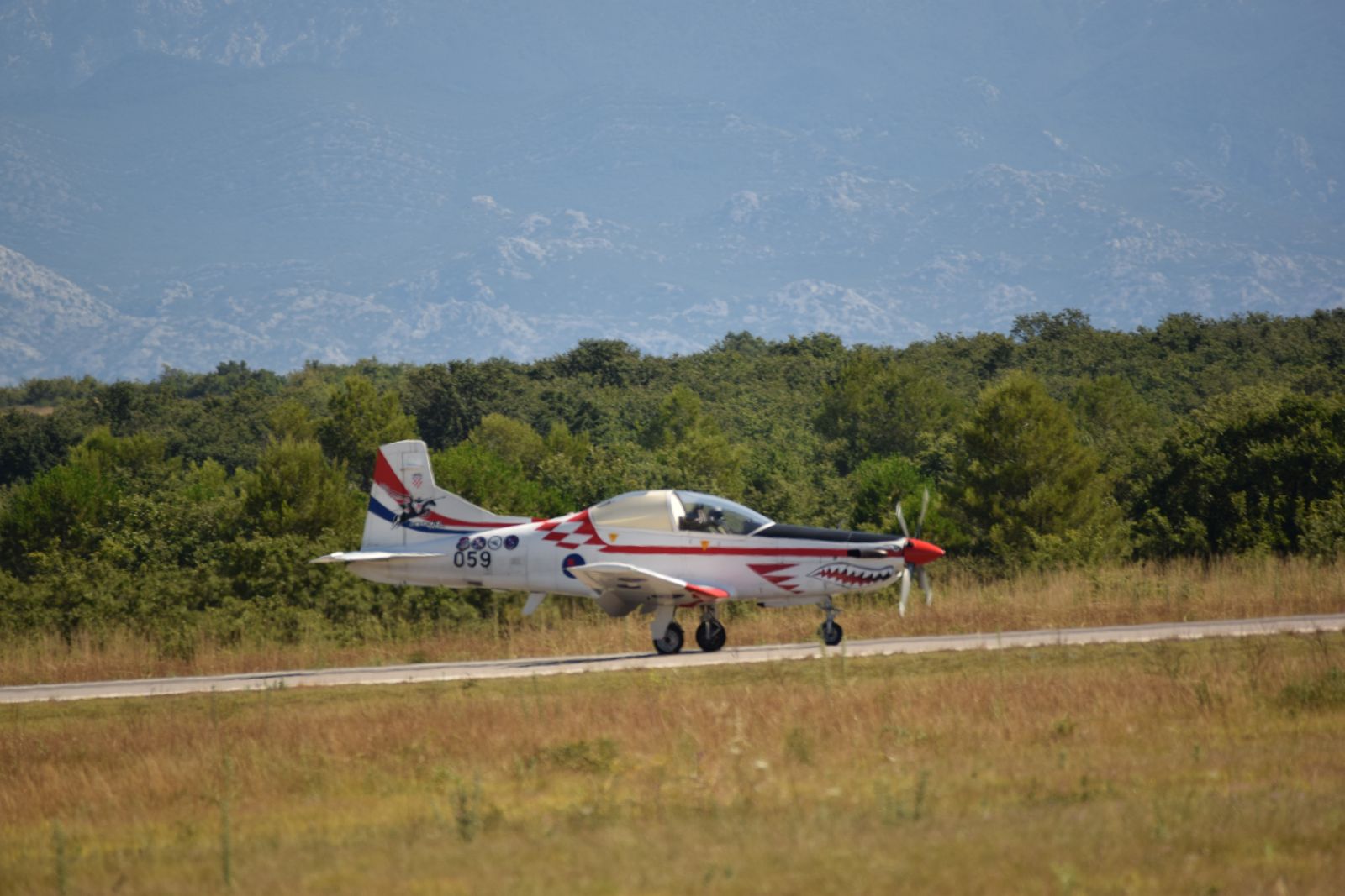 U 93. zrakoplovnoj bazi Hrvatskog ratnog zrakoplovstva ostvaren šezdeset tisućiti sat naleta na Pilatusima U 93. zrakoplovnoj bazi Hrvatskog ratnog zrakoplovstva ostvaren šezdeset tisućiti sat naleta na Pilatusima