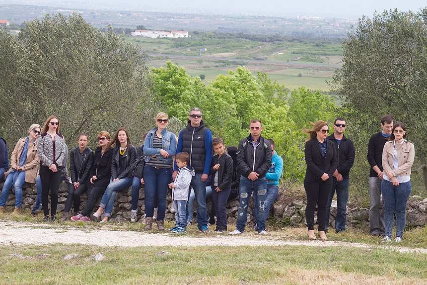 Misa na ostacima crkve na Petrini, foto: Leo Banić Misa na ostacima crkve na Petrini, foto: Leo Banić