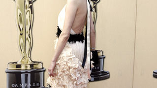 82. Red Carpet Oscara (oscar.go.com)