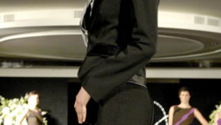 Split, 190210.
U hotelu Le Meridien Lav odrzava se Sajam vjencanja gdje je uprilicena modna revija izlagaca. 
Na slici :Teo Perica za mk MAK.
Foto : Jadran Babic / CROPIX