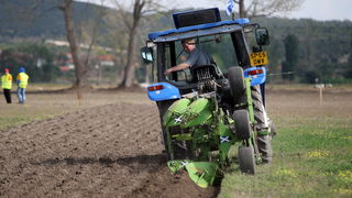 Jankolovica, Biograd, 150912. 
U Jankolovici kraj Biograda odrzan je drugi dan 59. Svjetskog prvenstva u oranju. Ovo natjecanje u oranju odrzava se od 1953. godine, a Hrvatska se ukljucila 2005. godine.
Na fotografiji: skotski natjecatelj Andrew Mitchell.