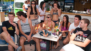 Odbojkaški turnir i pjena party u Bibnjama, foto: Leo Banić