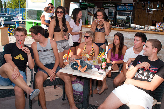 Odbojkaški turnir i pjena party u Bibnjama, foto: Leo Banić