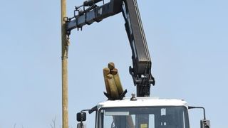 Pristeg: Nakon što je lokaliziran požar, na teren su izašle ekipe koje saniraju štetu na elektro mreži Pristeg: Nakon što je lokaliziran požar, na teren su izašle ekipe koje saniraju štetu na elektro mreži