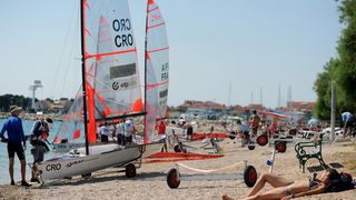 Zadar, 070711.
Svjetsko juniorsko prvenstvo u jedrenju 07.-15.srpnja 2011.
ISAF 2011.
Danas je u organizaciji jedrlicarskog kluba Uskok iz Zadra pocelo svjetsko juniorsko prvenstvo u jedrenju za klase SL 16, 420, 29er, Laser i RS-X. Na prvenstvu se natjec Zadar, 070711.
Svjetsko juniorsko prvenstvo u jedrenju 07.-15.srpnja 2011.
ISAF 2011.
Danas je u organizaciji jedrlicarskog kluba Uskok iz Zadra pocelo svjetsko juniorsko prvenstvo u jedrenju za klase SL 16, 420, 29er, Laser i RS-X. Na prvenstvu se natjec