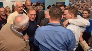 Praćenje izbornih rezultata u stožeru zadarskog HDZ-a, Foto: Dino Stanin/PIXSELL