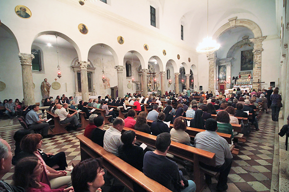 Svečana večernja misa u crkvi Sv. Šime (Sveti Šime, Sveti Šimun)