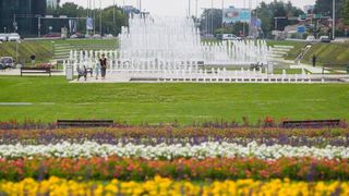 Zagreb: Novouređene fontane u Ulici Hrvatske bratske zajednice puštene u rad Zagreb: Novouređene fontane u Ulici Hrvatske bratske zajednice puštene u rad