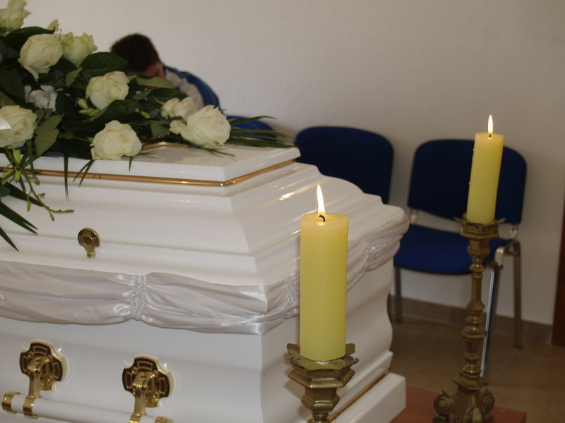 Posljednji ispracaj Hrvoja Custica, Murvica 5. travnja 2008, 12 sati Posljednji ispracaj Hrvoja Custica, Murvica 5. travnja 2008, 12 sati