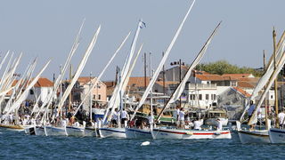Murter, 021011.
U Murteru odrzana tradicionalna regata brodica ” Latinsko idro” gdje je sudjelovalo sedamdesetak posada.
Na slici: regata.
Foto: Jadran Babic / CROPIX Murter, 021011.
U Murteru odrzana tradicionalna regata brodica ” Latinsko idro” gdje je sudjelovalo sedamdesetak posada.
Na slici: regata.
Foto: Jadran Babic / CROPIX