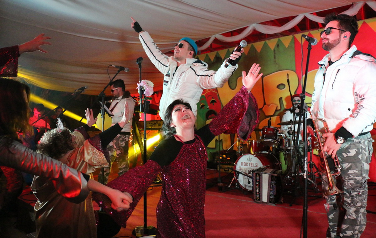 Virske maškare 2018: Defile maškaranih skupina i fešta uz “Koktelse”