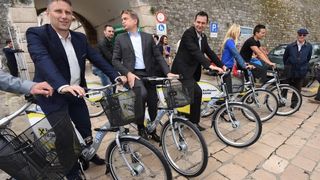 Od danas i Zadar ima nextbike sustav javnih bicikala. Na 4 lokacije moći će se iznajmiti ukupno 25 bicikala. Foto: Dino Stanin/PIXSELL Od danas i Zadar ima nextbike sustav javnih bicikala. Na 4 lokacije moći će se iznajmiti ukupno 25 bicikala. Foto: Dino Stanin/PIXSELL