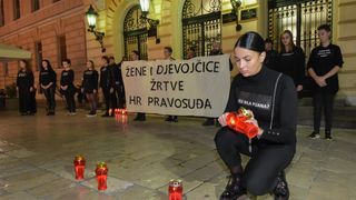 Klub studenata Antifijaka organizirao mirni prosvijed ispred Županijskog suda u Zadru