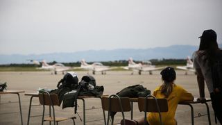 Štićenici humanitarne udruge “Jak kao Jakov” u posjeti zračnoj bazi Zemunik, Foto: Filip Brala/PIXSELL Štićenici humanitarne udruge “Jak kao Jakov” u posjeti zračnoj bazi Zemunik, Foto: Filip Brala/PIXSELL
