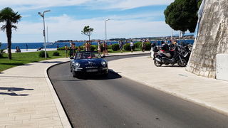 Pink Wing, jedinstvena gastro-turistička karavana luksuznih automobila gostovala je u Zadru na Pozdravu suncu. Foto: Mladen Malik