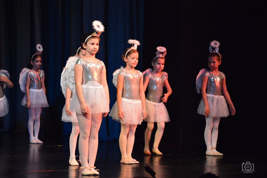 Plesna udruga Gesta: Bajka.hr