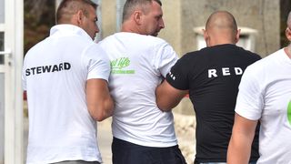 Okršaj kod Zrća: redari opet otjerali udrugu bivših ovisnika