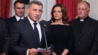 , Zagreb – U Dvercu je odrzana dodjela povelje pocasnog gradjanina Zagreba generalu Anti Gotovini. Photo: Anto Magzan/PIXSELL , Zagreb – U Dvercu je odrzana dodjela povelje pocasnog gradjanina Zagreba generalu Anti Gotovini. Photo: Anto Magzan/PIXSELL