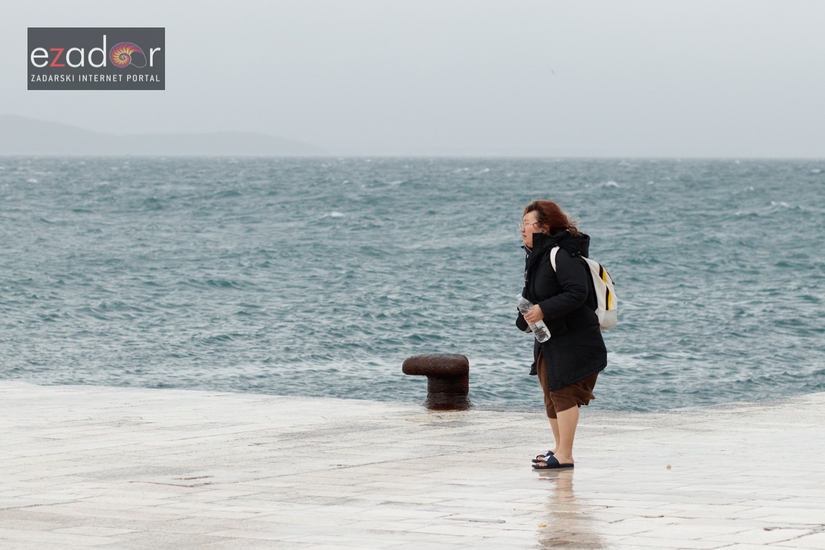 Đir po gradu, subotnja špica 31. ožujka 2018. Đir po gradu, subotnja špica 31. ožujka 2018.