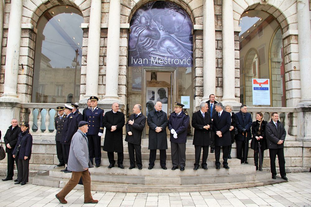 21. obljetnica VRA “Maslenica”: Mimohod branitelja 21. obljetnica VRA “Maslenica”: Mimohod branitelja