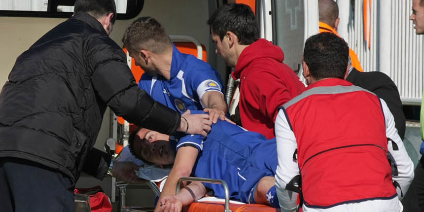 Transport ozljeđenog Hrvoja Ćustića Transport ozljeđenog Hrvoja Ćustića