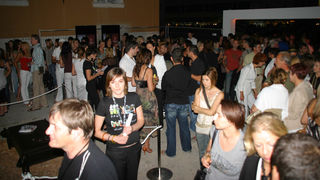 Image 1174681 (auto)