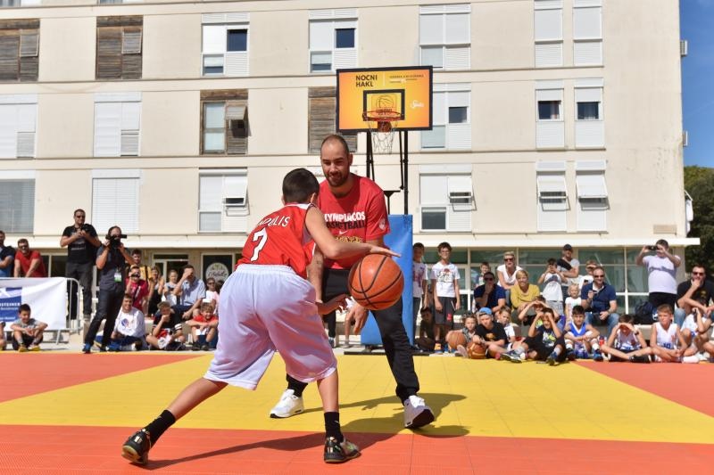Kid’s Day na Forumu: Vassilis Spanoulis s klincima zaigrao basket 3na3, Foto: Dino Stanin/PIXSELL