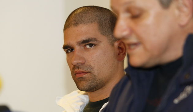 Zadar, 140311.
Nebojsa Belic v.d direktora i Branko Skroce sportski direktor KK Zadra na press konferenciji u dvorani Kresimira Cosica.
Foto: Jure Miskovic / CROPIX