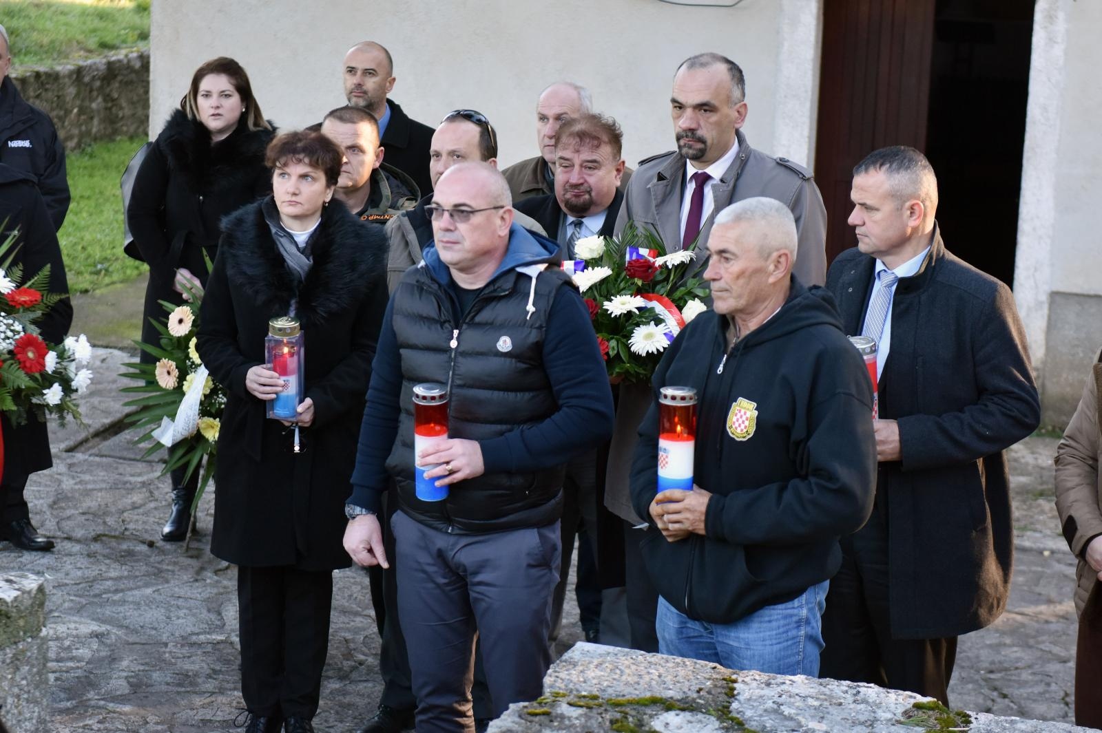 Ervenik: Obilježena 26. godišnjica stradanja obitelji Čengić