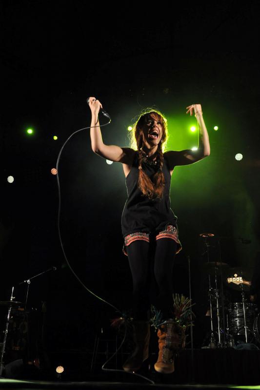 Pula: ZAZ pred prepunom Arenom održala koncert, Photo: Duško Marušić/PIXSELL