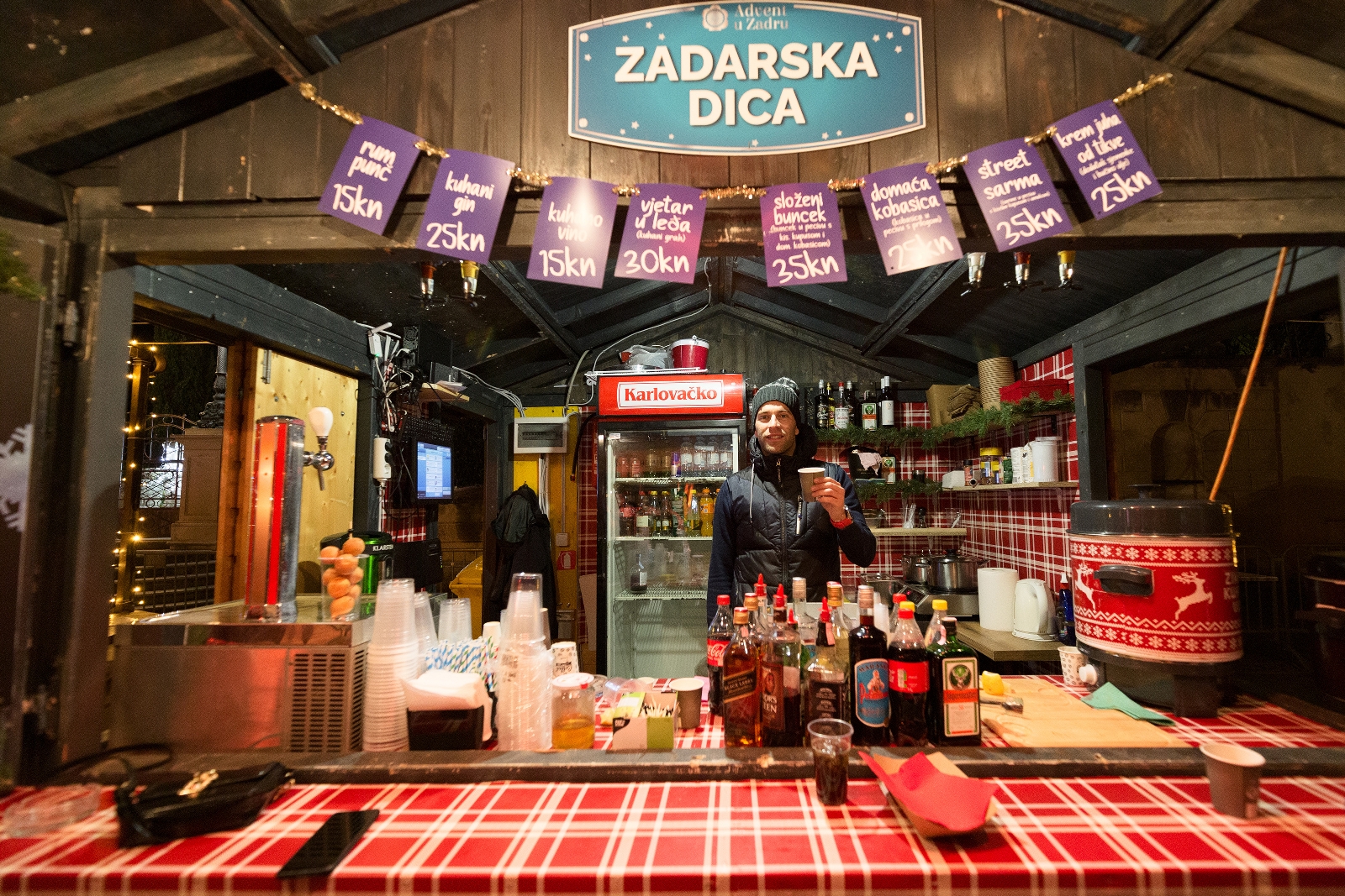 Fotogalerija: Ponedjeljak na Adventu u Zadru