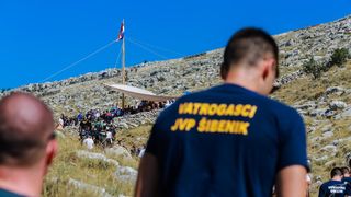 Obilježena 15. obljetnica od vatrogasne tragedije na Kornatima Obilježena 15. obljetnica od vatrogasne tragedije na Kornatima