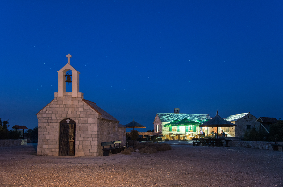 Spektakularno noćno nebo nad Vranskim jezerom Spektakularno noćno nebo nad Vranskim jezerom