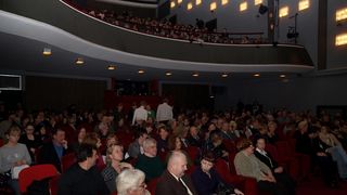 Predstava Hamleta u selu Mrduša Donja