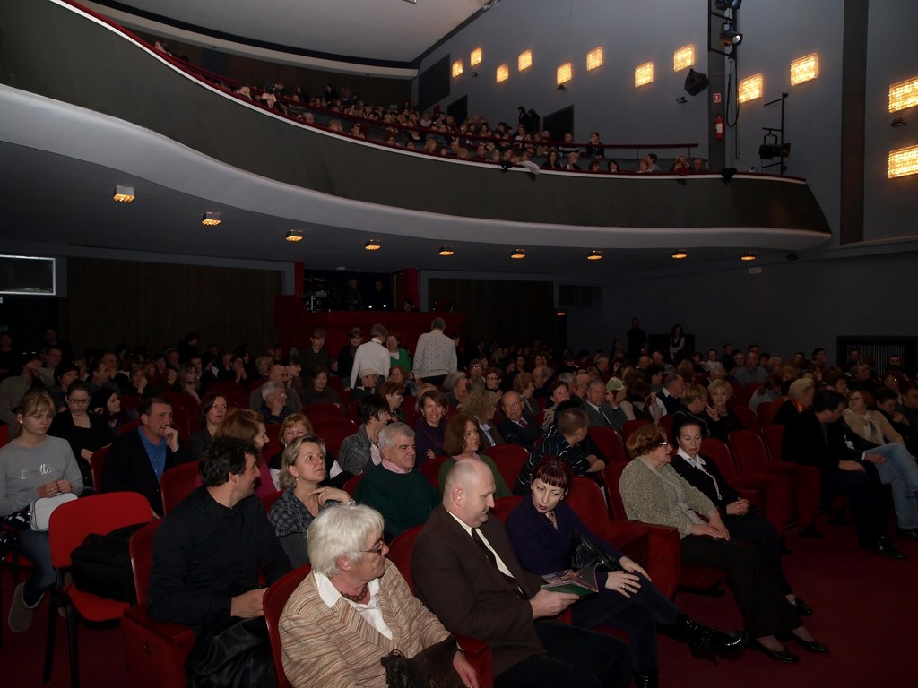 Predstava Hamleta u selu Mrduša Donja