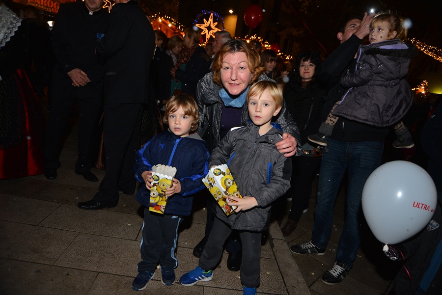 Započeo Advent u Zadru ; foto Iva Perinčić