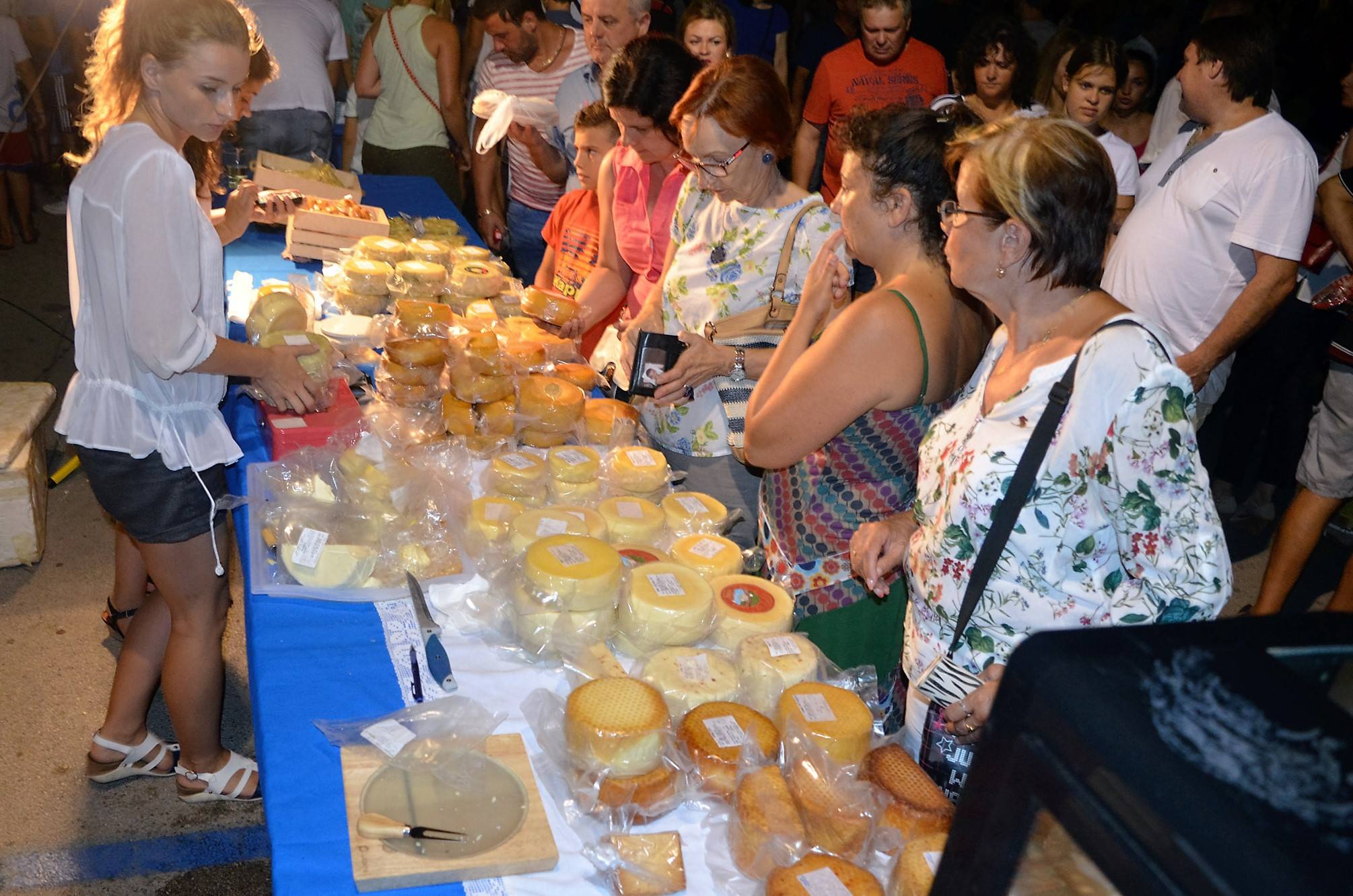 11. Biogradska noć na obali Petra Krešimira IV. Foto. Gordana Šarić 11. Biogradska noć na obali Petra Krešimira IV. Foto. Gordana Šarić