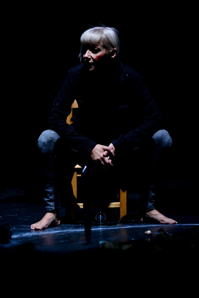 “Ana i Ona” naziv je predstave čijom je premijerom sinoć u zadarskom Kazalištu lutaka započela umjetnička revija pod nazivom “Nosi se Teatro Verrdi”.