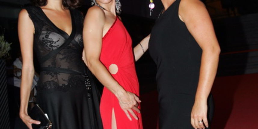 Rijeka, 270810. Veceras je odrzana modna revija 4 rijecke stepenice na stepenicama pored Grand Hotela Bonavia. Ono Rijeka, 270810. Veceras je odrzana modna revija 4 rijecke stepenice na stepenicama pored Grand Hotela Bonavia. Ono